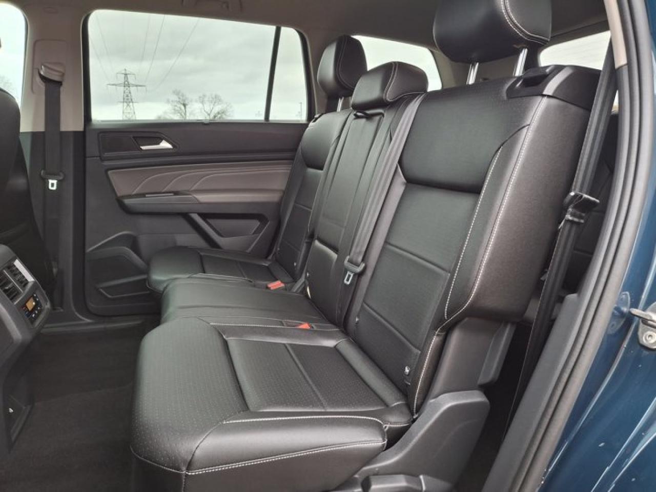 2023 Volkswagen Atlas Comfortline AWD | Leather | Heated Seats | Power Liftgate | 3rd Row | Keyless Entry | CarPlay & More Photo