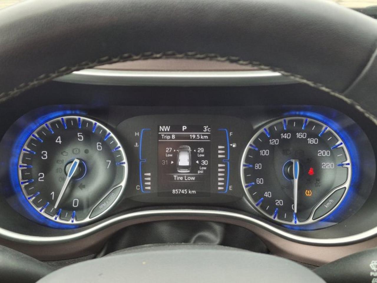 2023 Dodge Grand Caravan SXT | Heated Seats + Steering | Power Liftgate | Dual Power Sliding Doors | Remote Start | and More! Photo