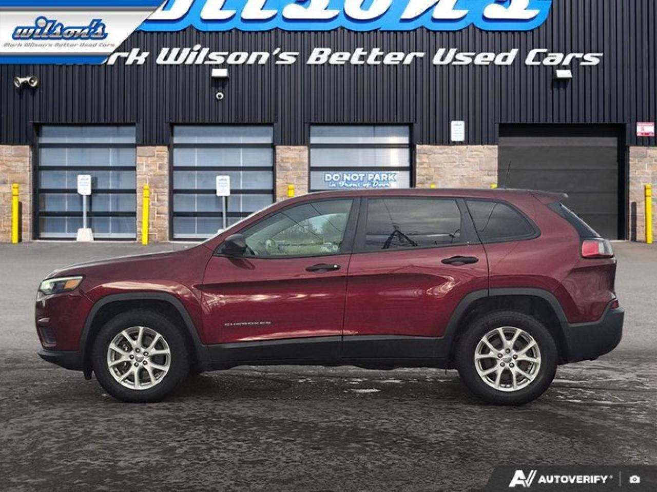 2019 Jeep Cherokee Sport 4WD | Heated Wheel + Seats | Remote Start | CarPlay + Android | Rear Camera | and More ! Photo