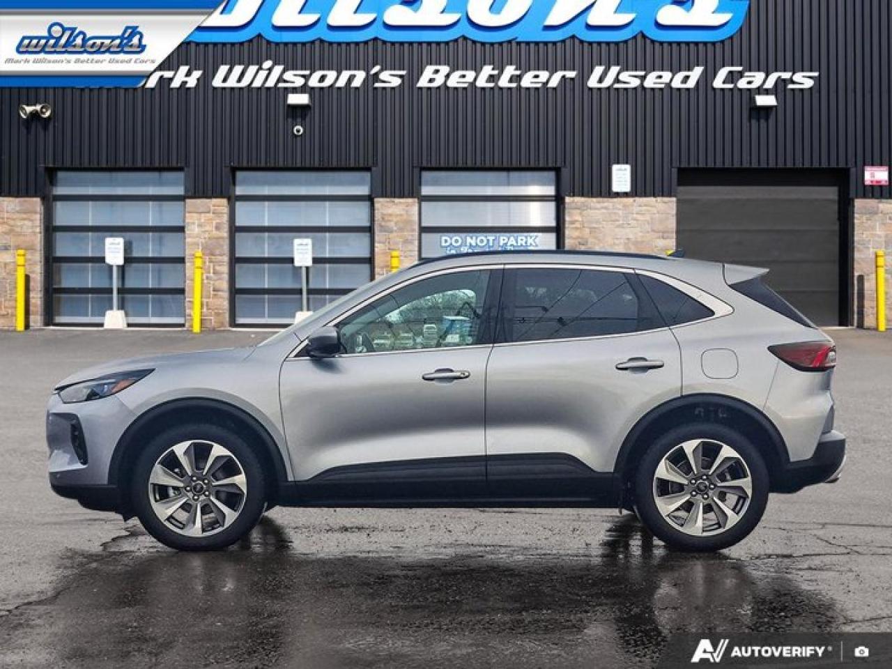 2024 Ford Escape Platinum AWD | 2.0L | Panoramic Sunroof | Leather | 360 Camera | Adaptive Cruise | and More ! Photo