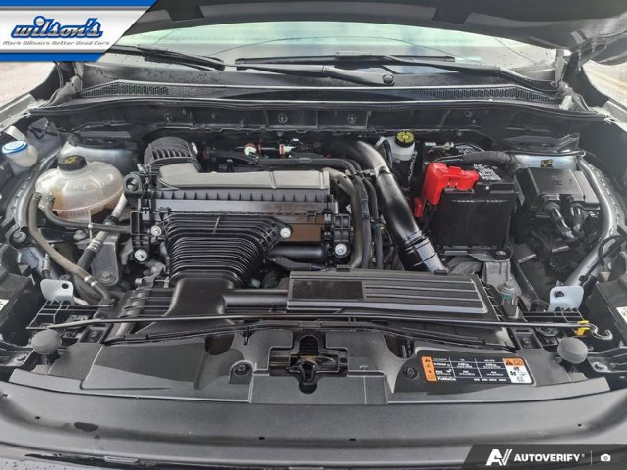 2024 Ford Escape Platinum AWD | 2.0L | Panoramic Sunroof | Leather | 360 Camera | Adaptive Cruise | and More ! Photo