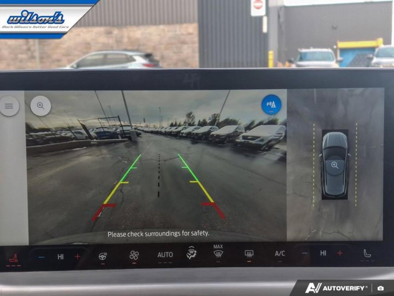 2024 Ford Escape Platinum AWD | 2.0L | Panoramic Sunroof | Leather | 360 Camera | Adaptive Cruise | and More ! Photo