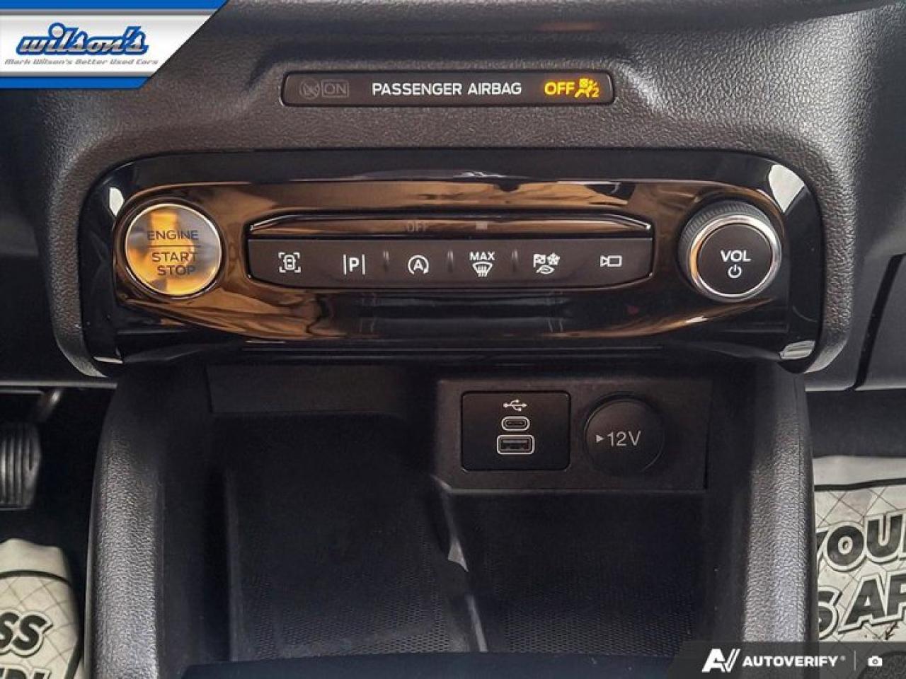 2024 Ford Escape Platinum AWD | 2.0L | Panoramic Sunroof | Leather | 360 Camera | Adaptive Cruise | and More ! Photo