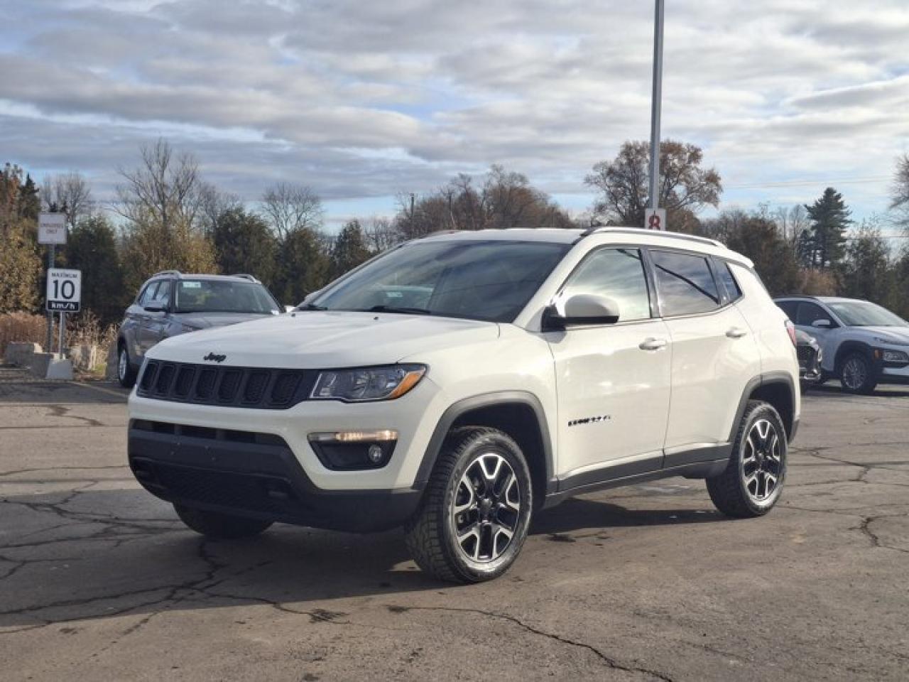 Used 2020 Jeep Compass Upland Edition 4X4 | Heated Seats + Steering | Bluetooth | Alloys | and Much More ! for sale in Guelph, ON