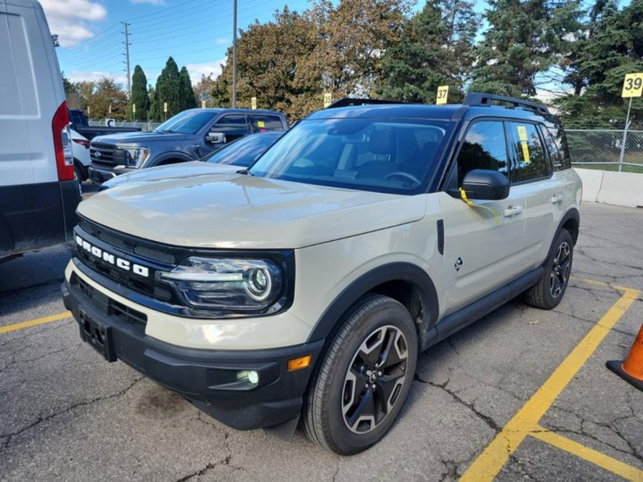 Used 2024 Ford Bronco Sport Outer Banks 4WD | Sunroof | Wireless Charging | Tech Pkg | Co-Pilot 360+ Pkg | B&O Audio and More ! for sale in Guelph, ON