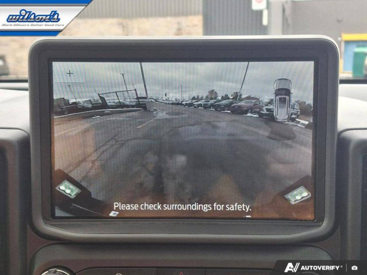 2024 Ford Bronco Sport Outer Banks 4WD | Sunroof | Wireless Charging | Tech Pkg | Co-Pilot 360+ Pkg | B&O Audio and More ! Photo