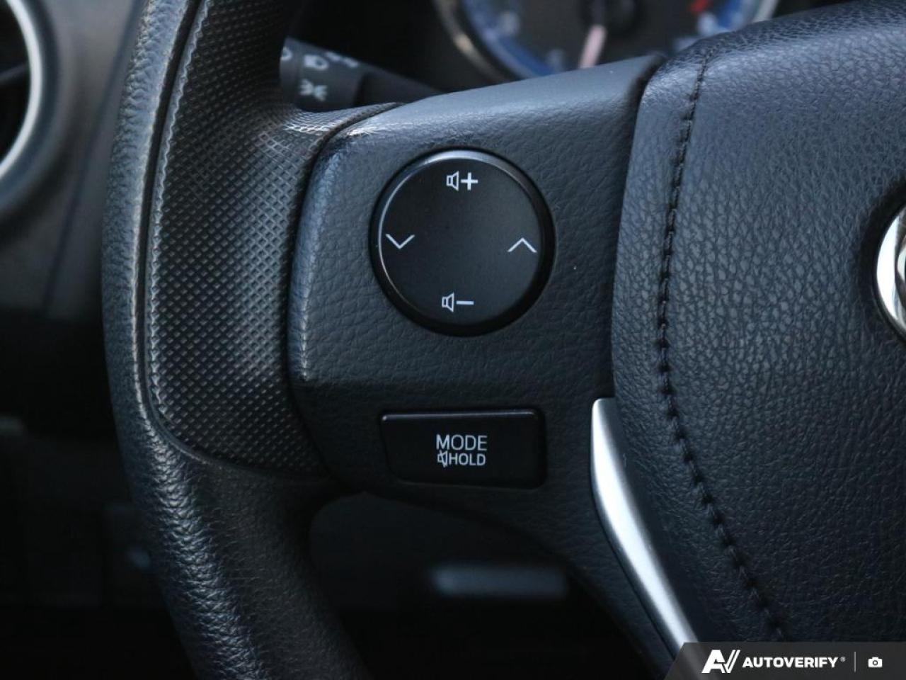 2018 Toyota Corolla LE Photo