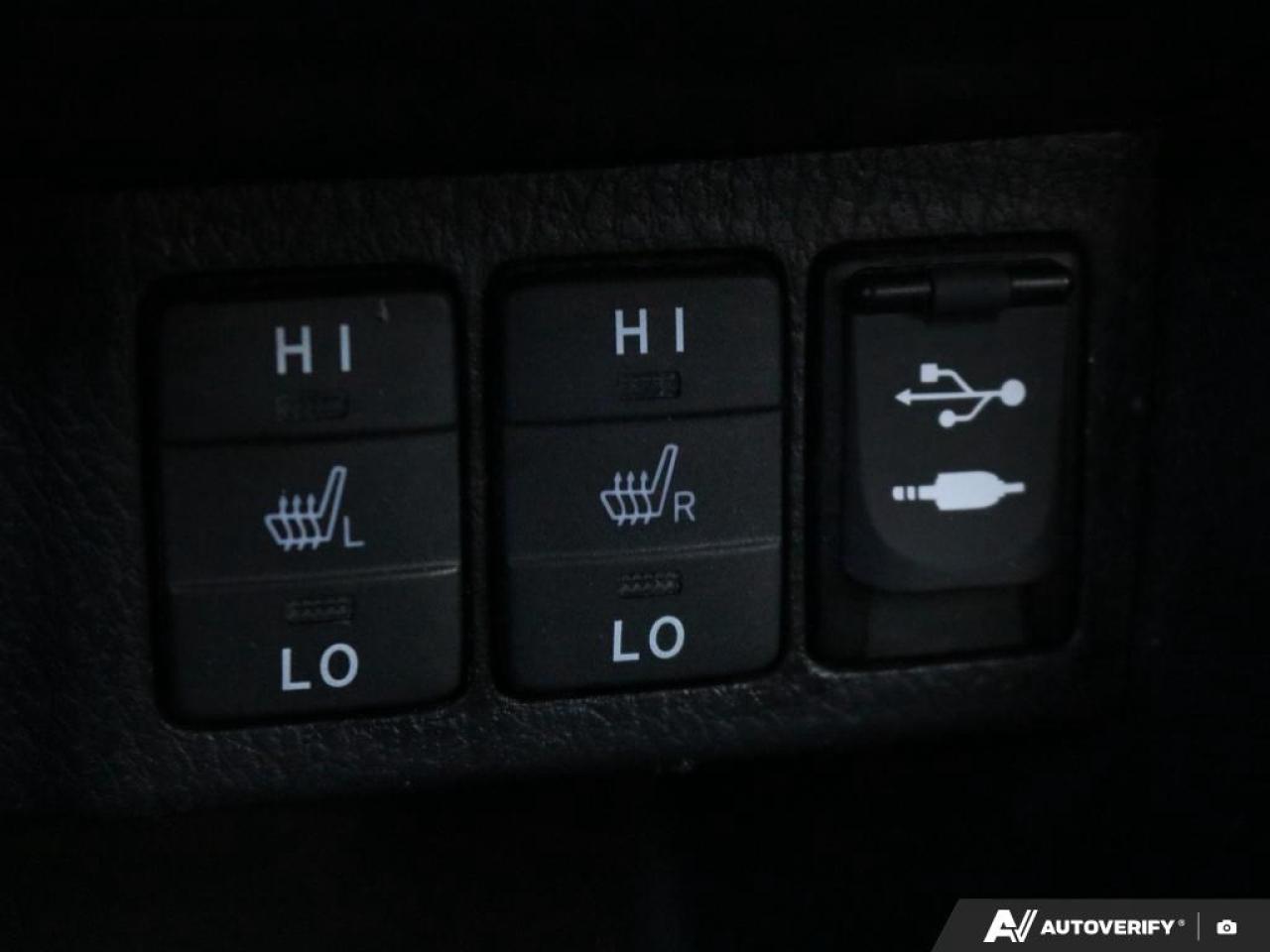 2018 Toyota Corolla LE Photo