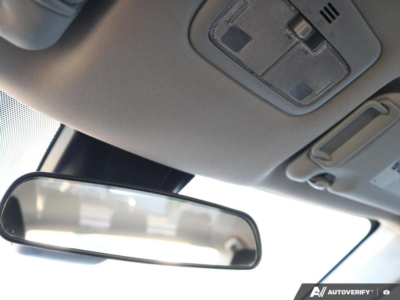 2018 Toyota Corolla LE Photo