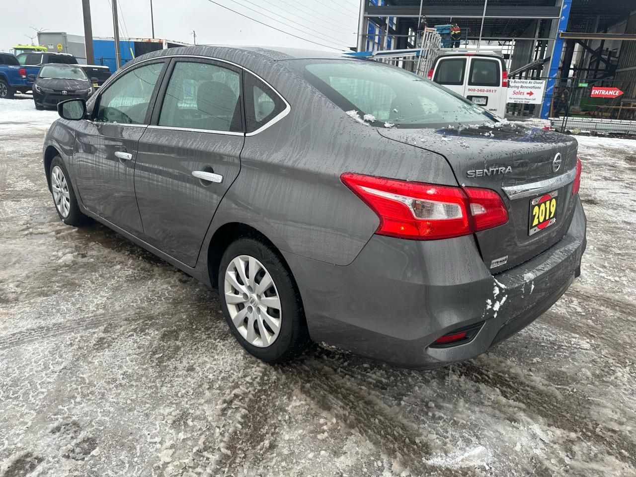 2019 Nissan Sentra S Photo2
