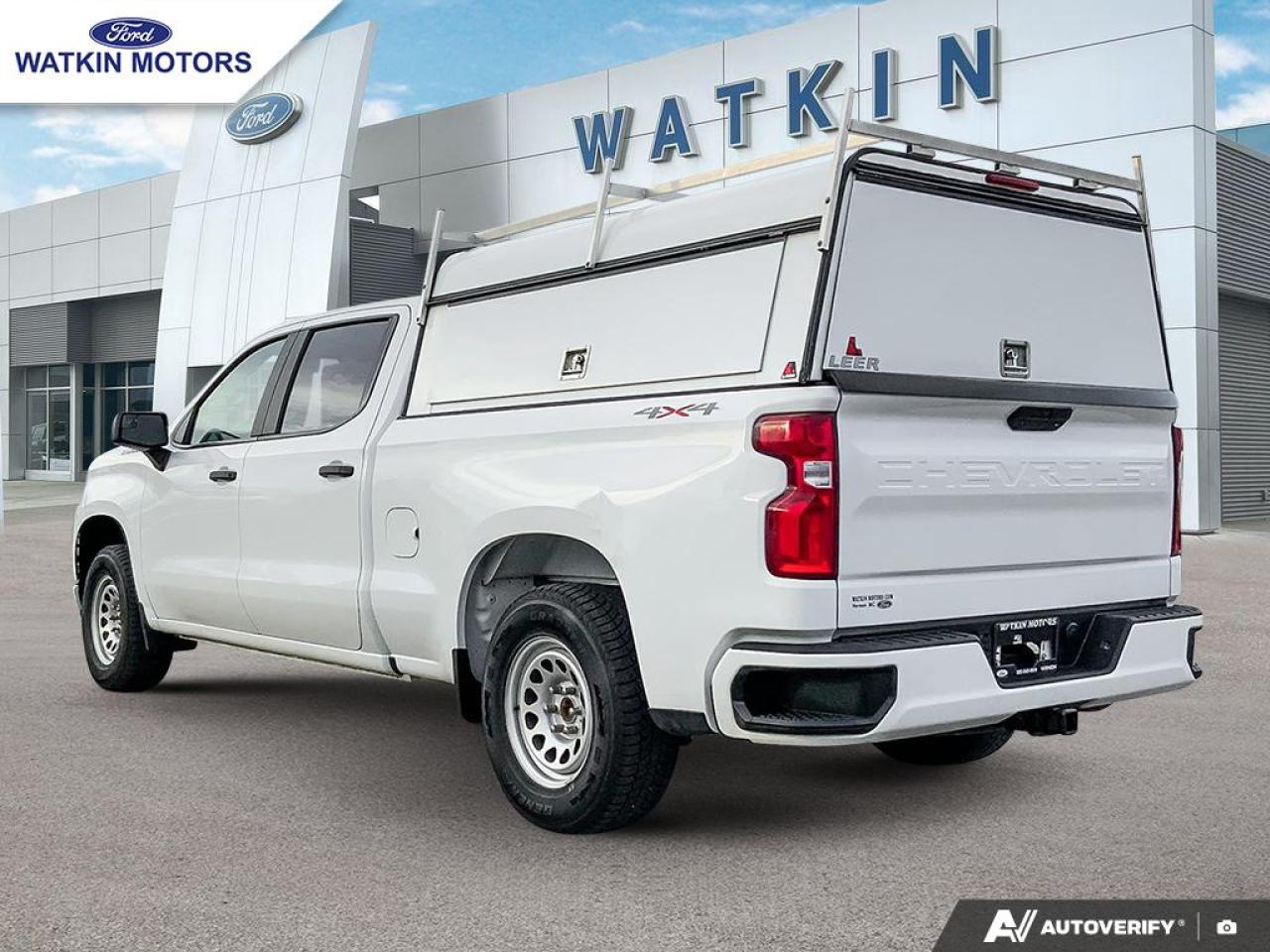 2022 Chevrolet Silverado CREWCAB 4X4 1500 CUSTOM Photo2