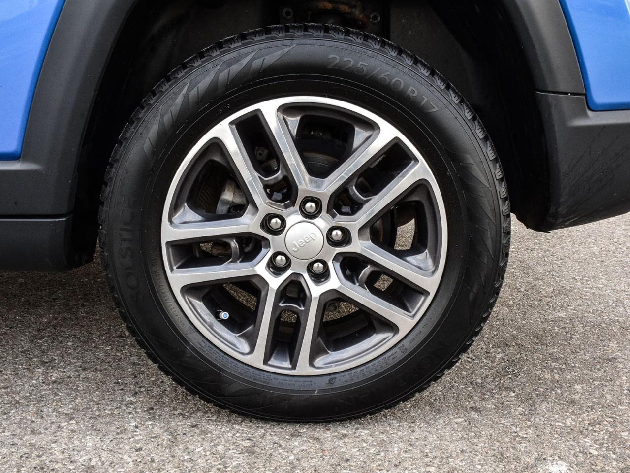 2017 Jeep Compass 4WD 4DR NORTH Photo