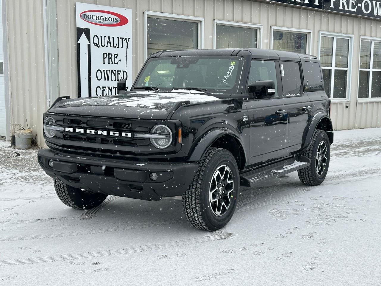 2025 Ford Bronco OUTER BANKS 4 DOOR 4X4 Photo