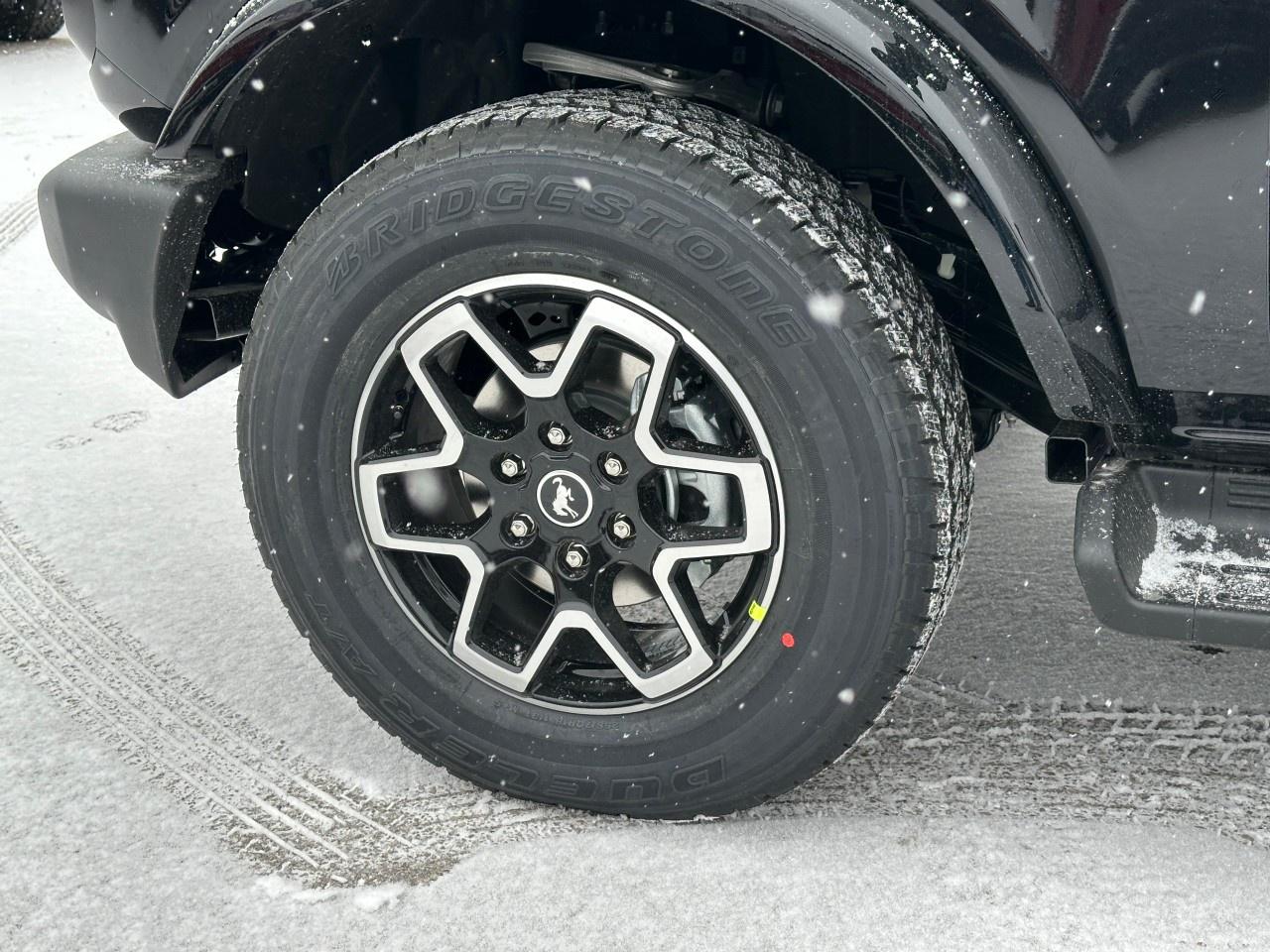 2025 Ford Bronco OUTER BANKS 4 DOOR 4X4 Photo