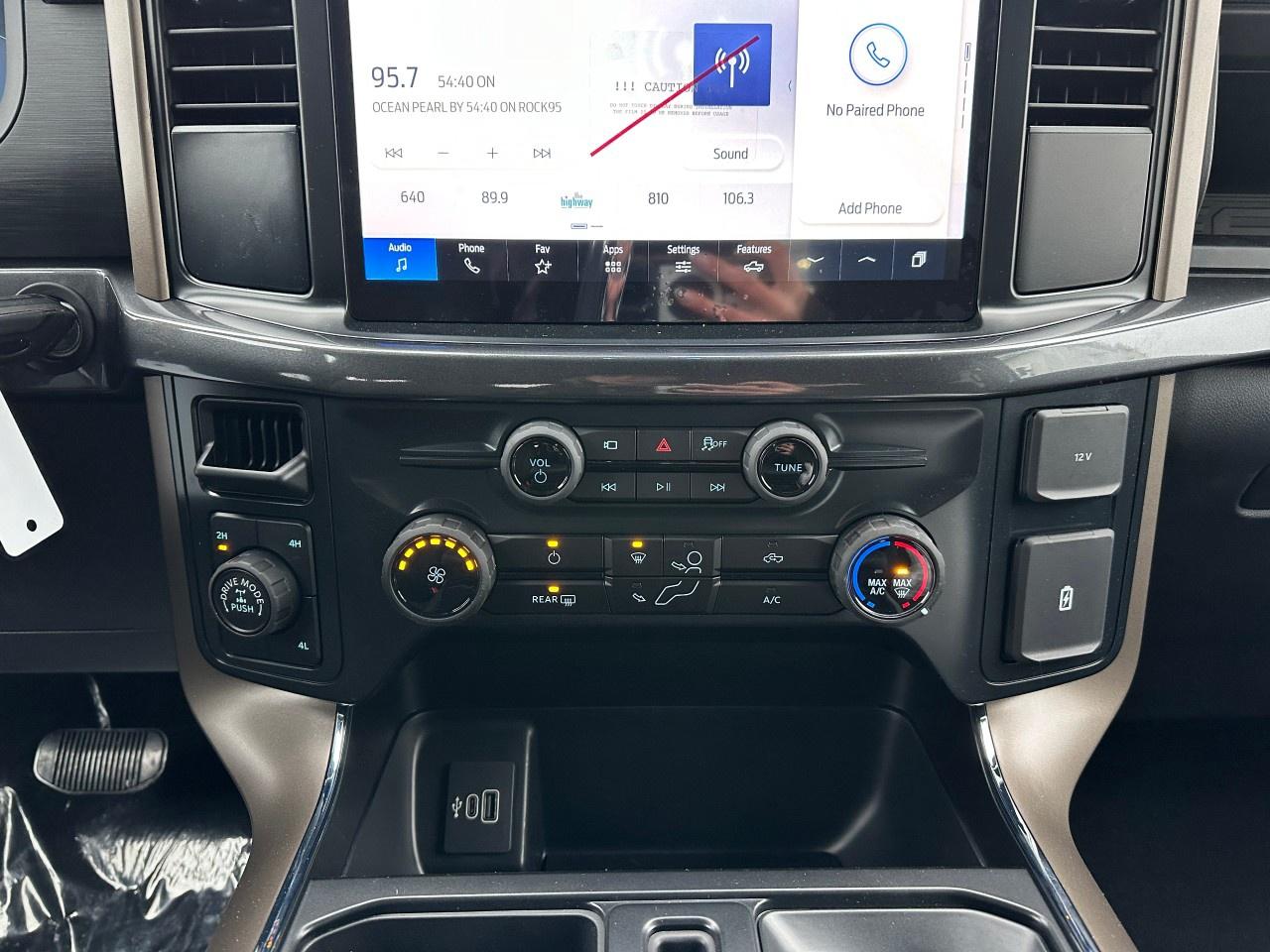 2025 Ford F-150 STX 4WD SuperCrew 5.5' Box Photo