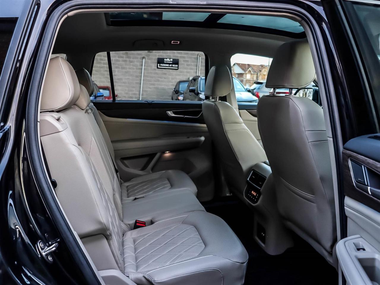 2024 Volkswagen Atlas 2.0 TSI Execline Photo