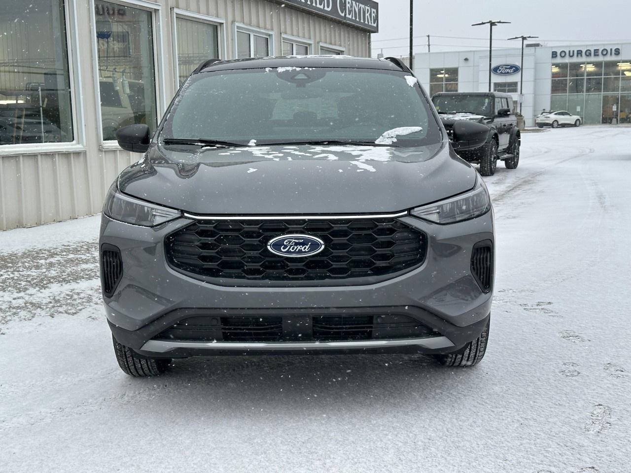 2026 Ford Escape ST-Line AWD Photo2