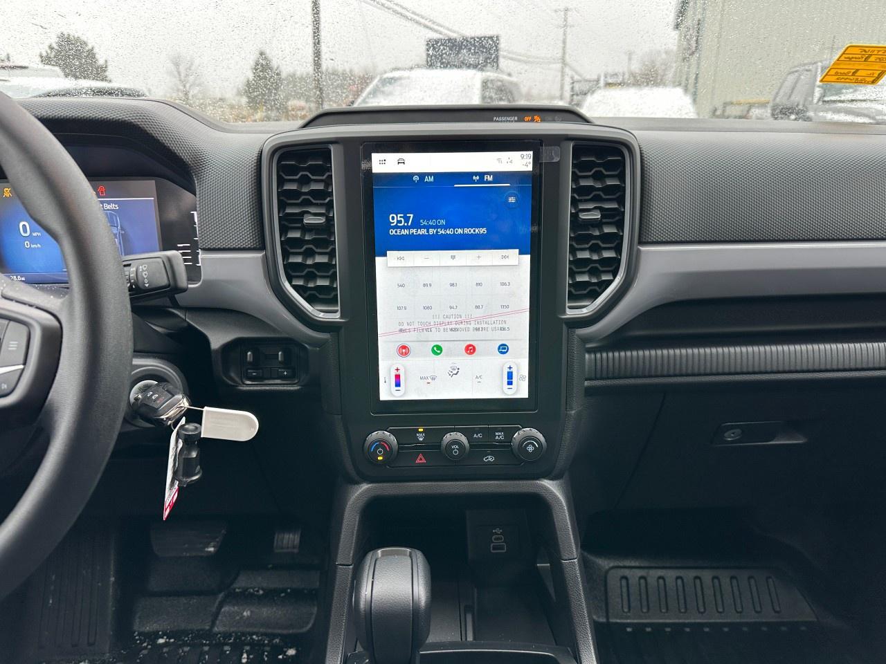 2025 Ford Ranger XL 4WD SuperCrew 5' Box Photo