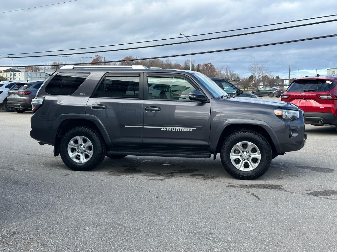 2017 Toyota 4Runner 4WD 4DR V6 SR5 Photo