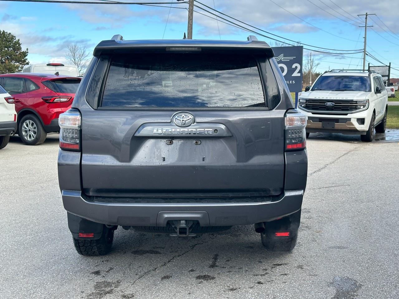 2017 Toyota 4Runner 4WD 4DR V6 SR5 Photo