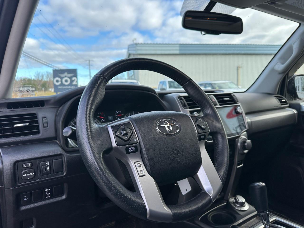 2017 Toyota 4Runner 4WD 4DR V6 SR5 Photo