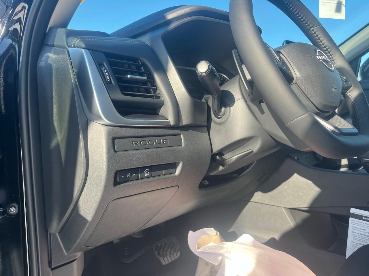 2026 Nissan Rogue AWD S Photo