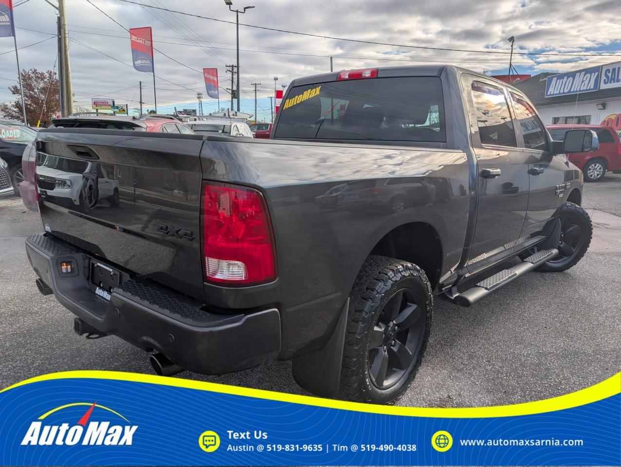 2022 RAM 1500 Classic TRADESMAN Photo4