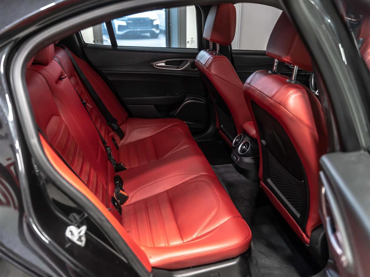 2022 Alfa Romeo Giulia $279 BI WEEKLY $2500 DOWN |VELOCE|Q4|ADAPT CRUISE|HARMAN KARDON|BLINDSPOT|LOADED Photo