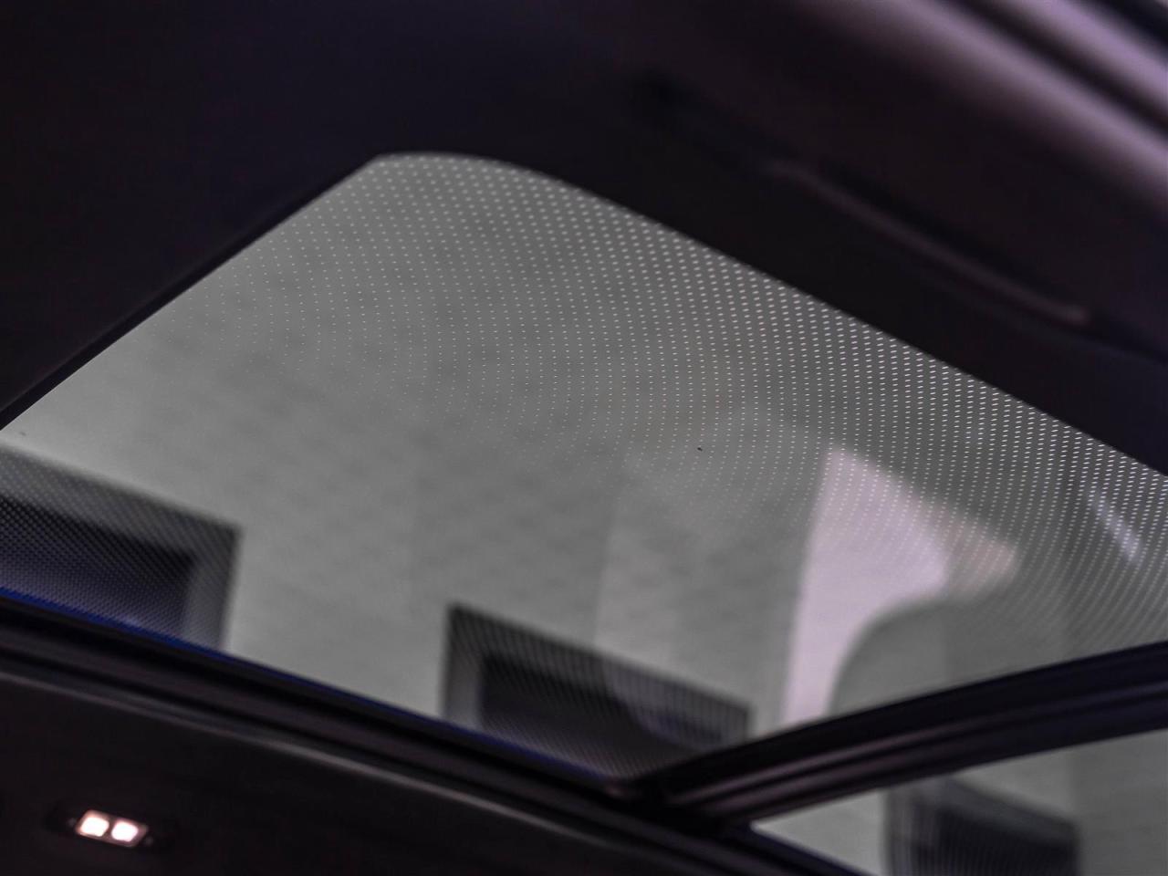 2022 BMW X7 xDrive40i|M SPORT|6PASSENGER|PREMIUM ENHANCED|SKY LOUNGE Photo