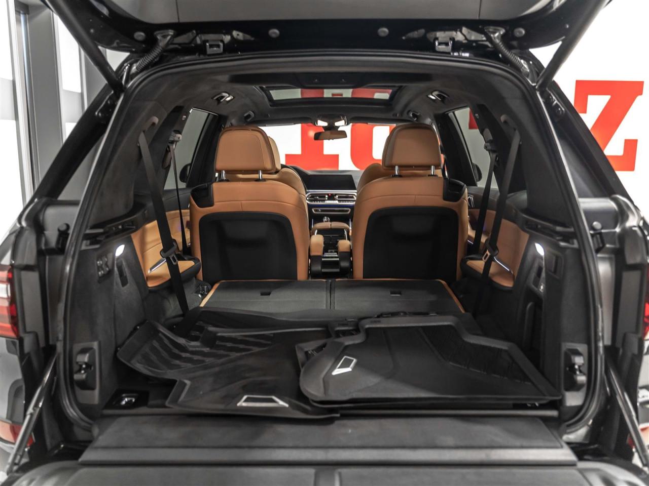 2022 BMW X7 xDrive40i|M SPORT|6PASSENGER|PREMIUM ENHANCED|SKY LOUNGE Photo