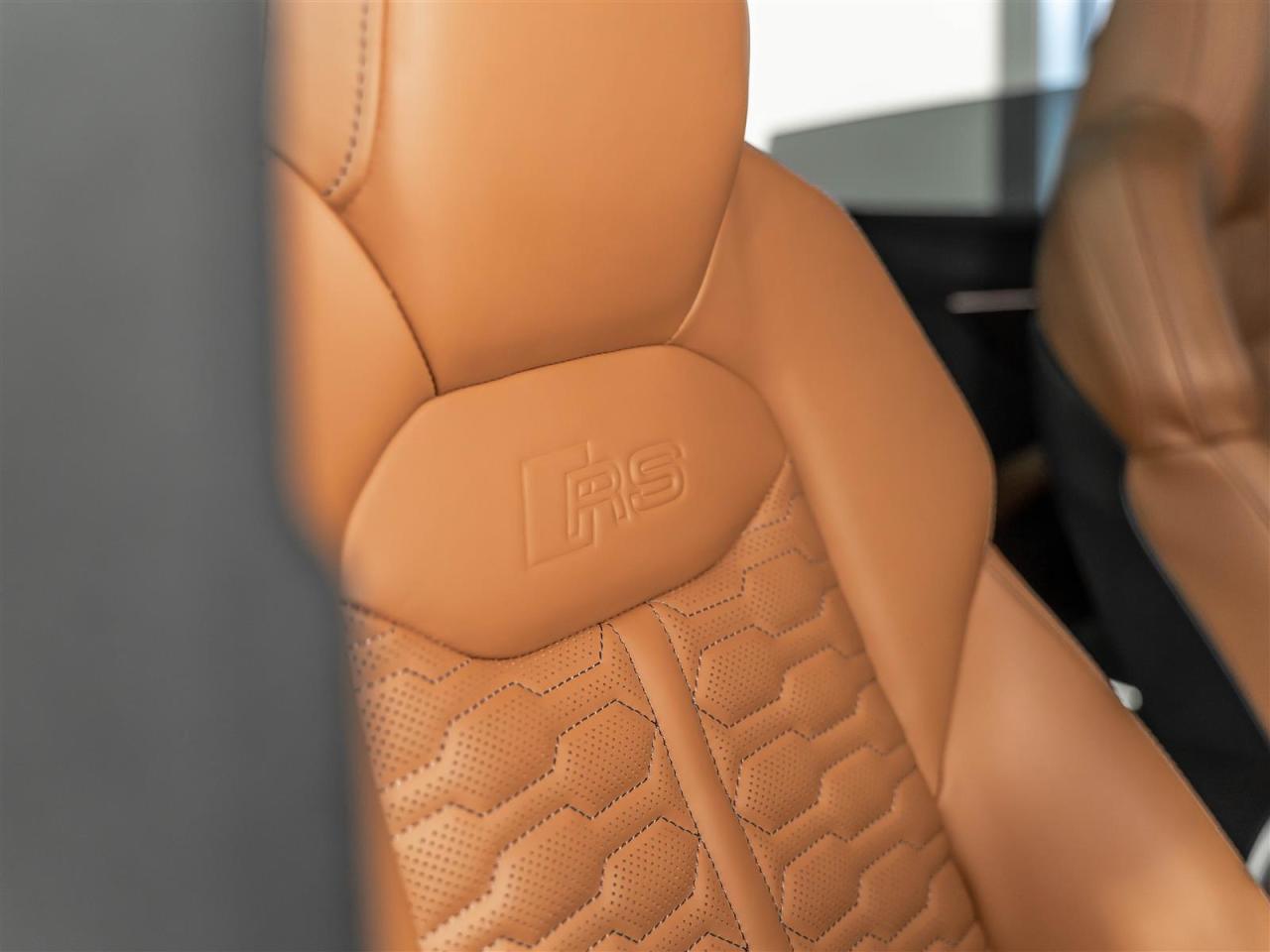 2023 Audi RS 5 Sportback $888 BI WEEKLY $10 K DOWN | CARBON OPTIC|CARBON INTERIOR|PARK ASSIST|B&O|23INCH Photo