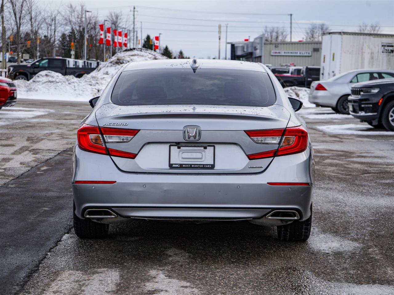 2018 Honda Accord TOURING | NAV | LEATHER | SUNROOF Photo