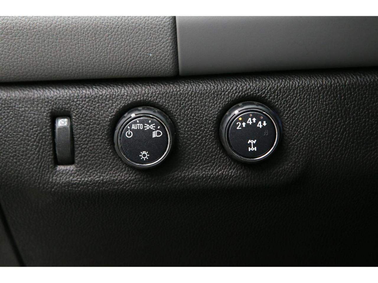 2021 Chevrolet Colorado Work Truck Ext. Cab 4WD Photo