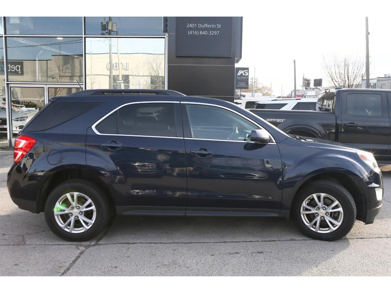 2017 Chevrolet Equinox LT 2WD Photo