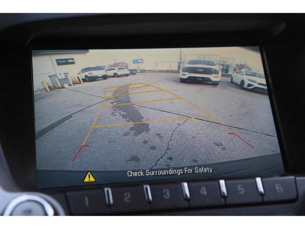 2017 Chevrolet Equinox LT 2WD Photo