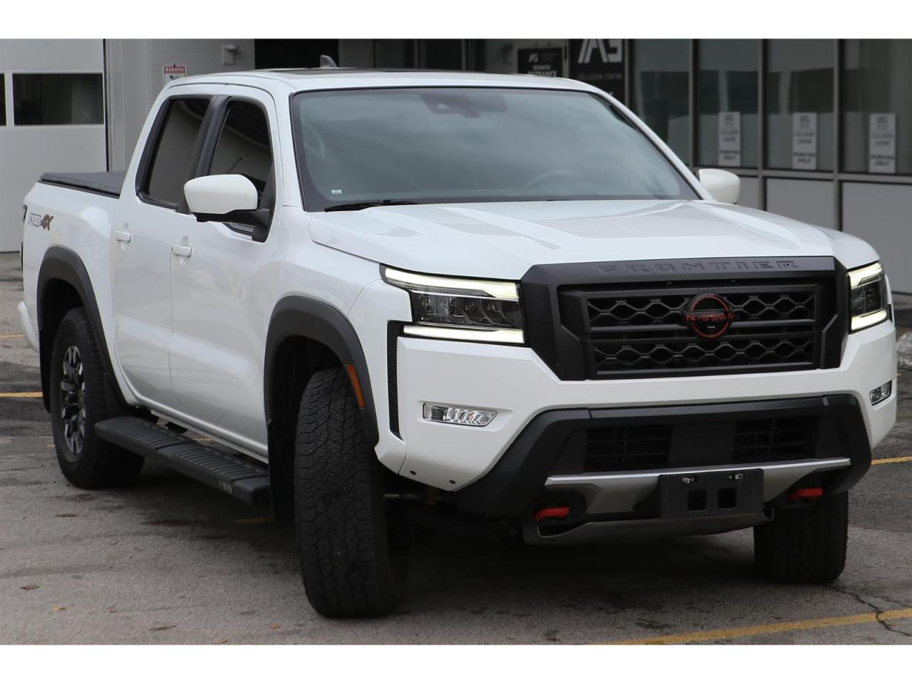 2023 Nissan Frontier PRO-4X Crew Cab 4WD Photo