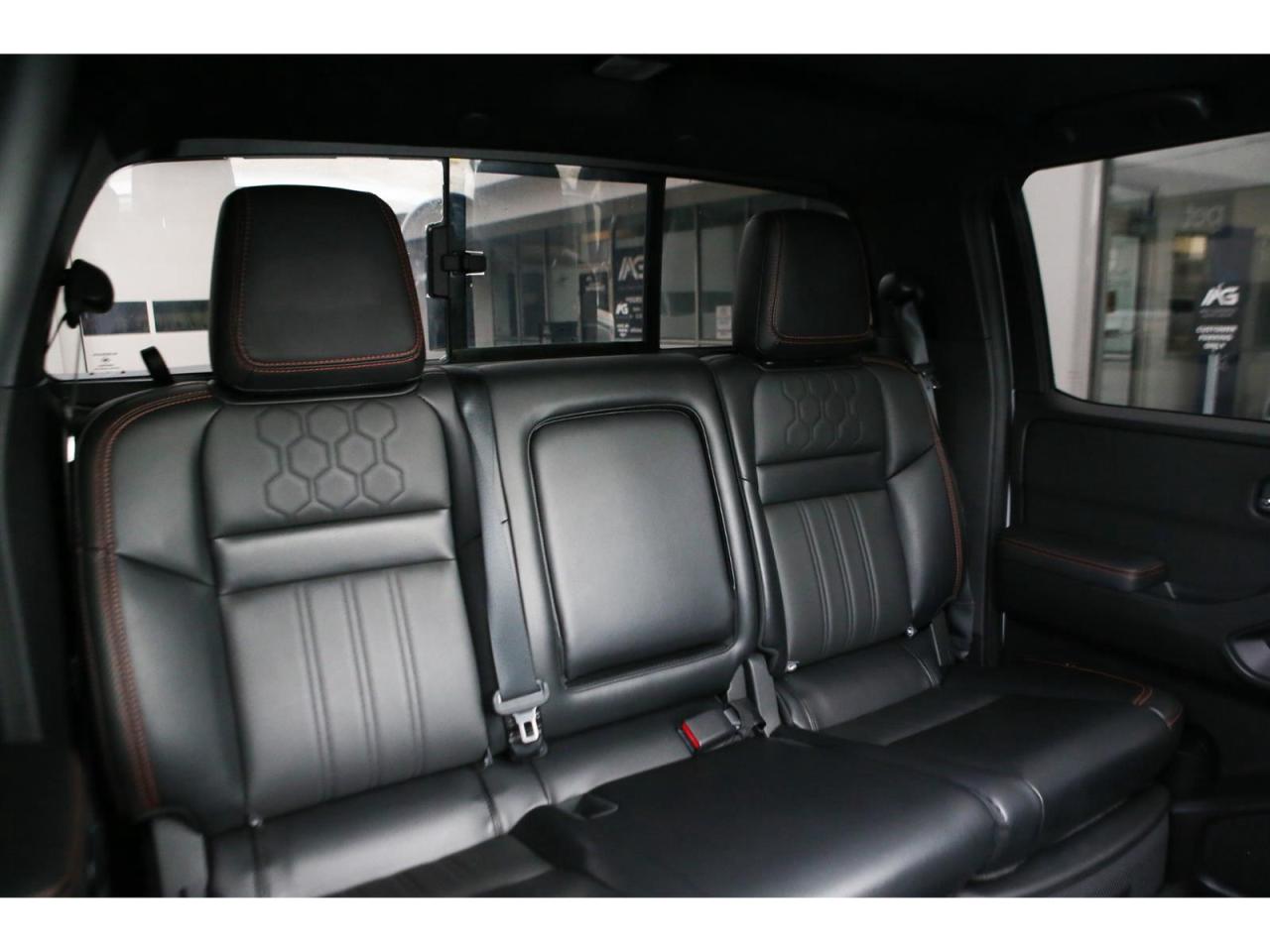 2023 Nissan Frontier PRO-4X Crew Cab 4WD Photo