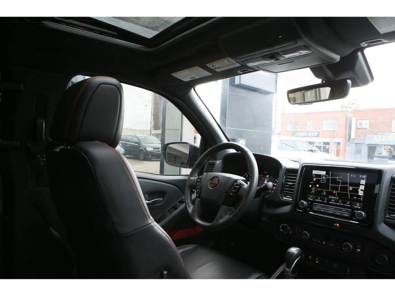 2023 Nissan Frontier PRO-4X Crew Cab 4WD Photo