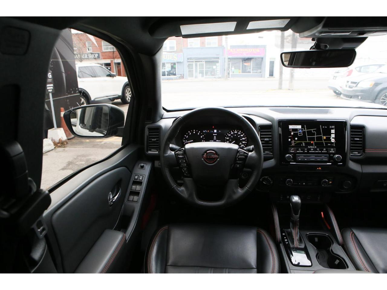 2023 Nissan Frontier PRO-4X Crew Cab 4WD Photo