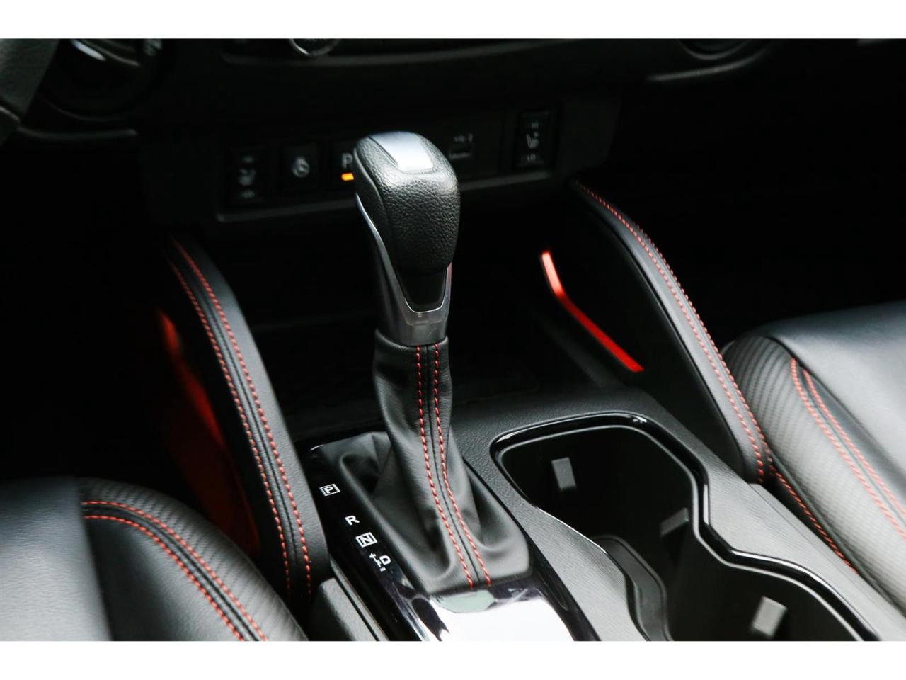 2023 Nissan Frontier PRO-4X Crew Cab 4WD Photo