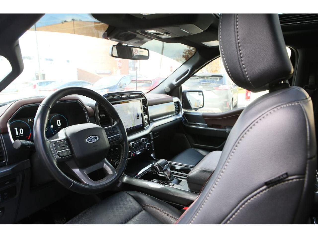 2022 Ford F-150 2022 Ford F-150 Lariat SuperCrew 4X4 3.5L V6 PowerBoost , Panoramic Roof, Power Tail Gate, 360 Camera Photo