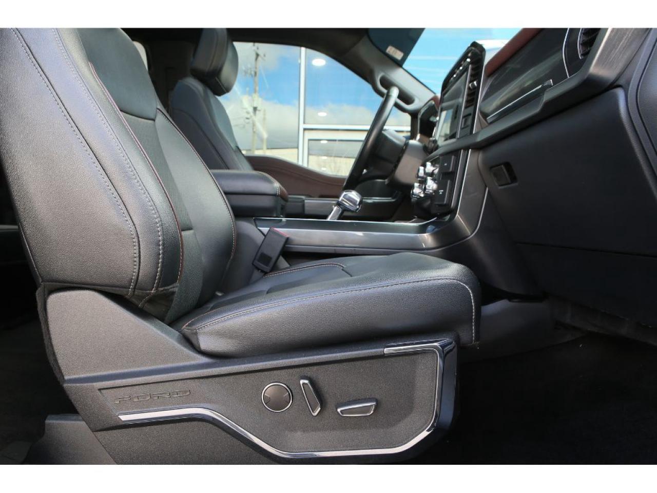 2022 Ford F-150 2022 Ford F-150 Lariat SuperCrew 4X4 3.5L V6 PowerBoost , Panoramic Roof, Power Tail Gate, 360 Camera Photo