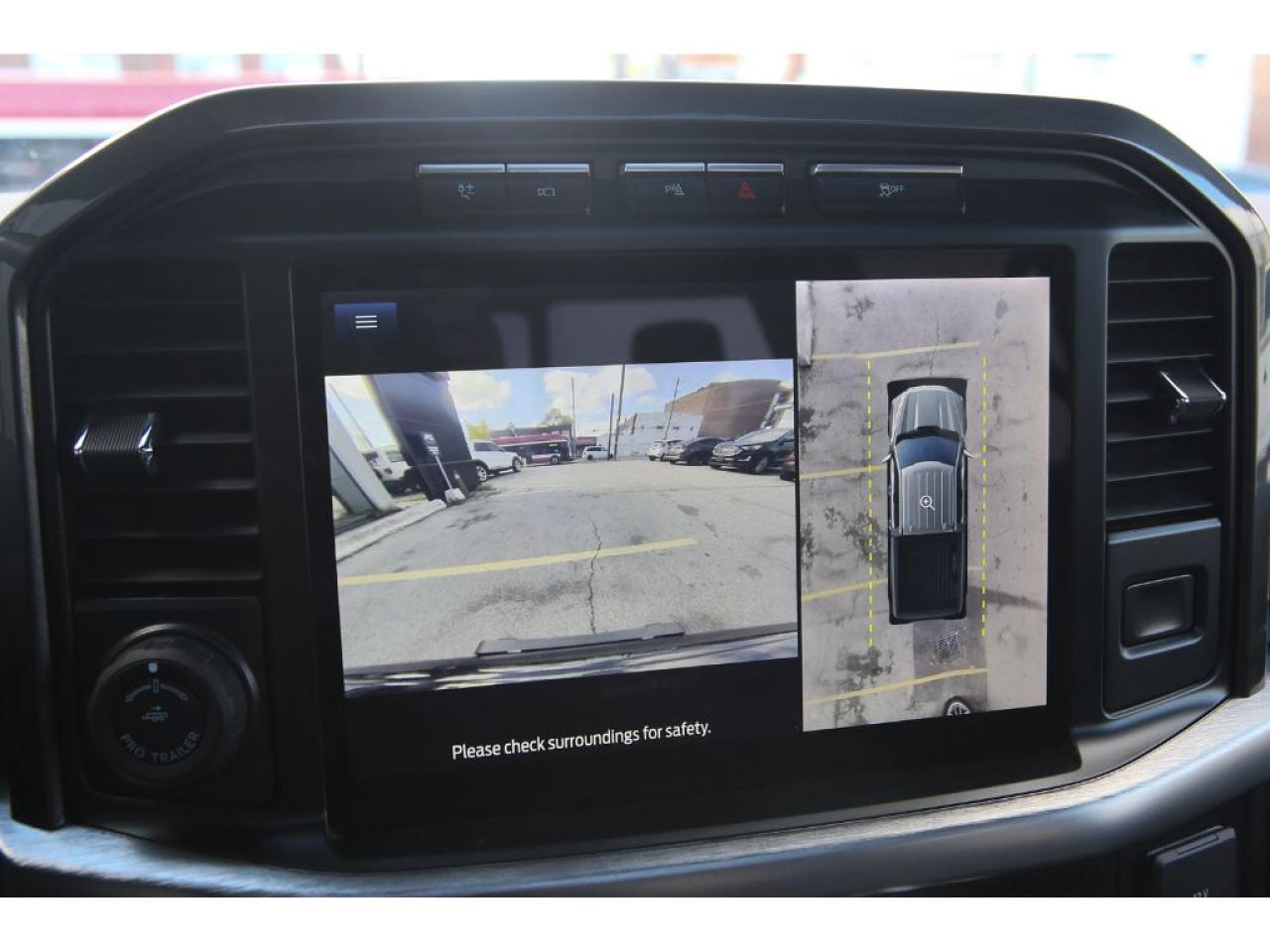 2022 Ford F-150 2022 Ford F-150 Lariat SuperCrew 4X4 3.5L V6 PowerBoost , Panoramic Roof, Power Tail Gate, 360 Camera Photo