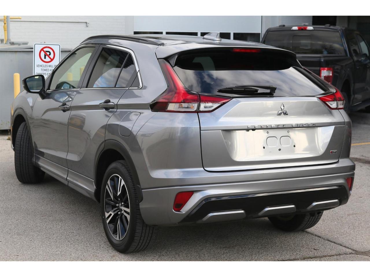 2023 Mitsubishi Eclipse Cross GT AWD Photo