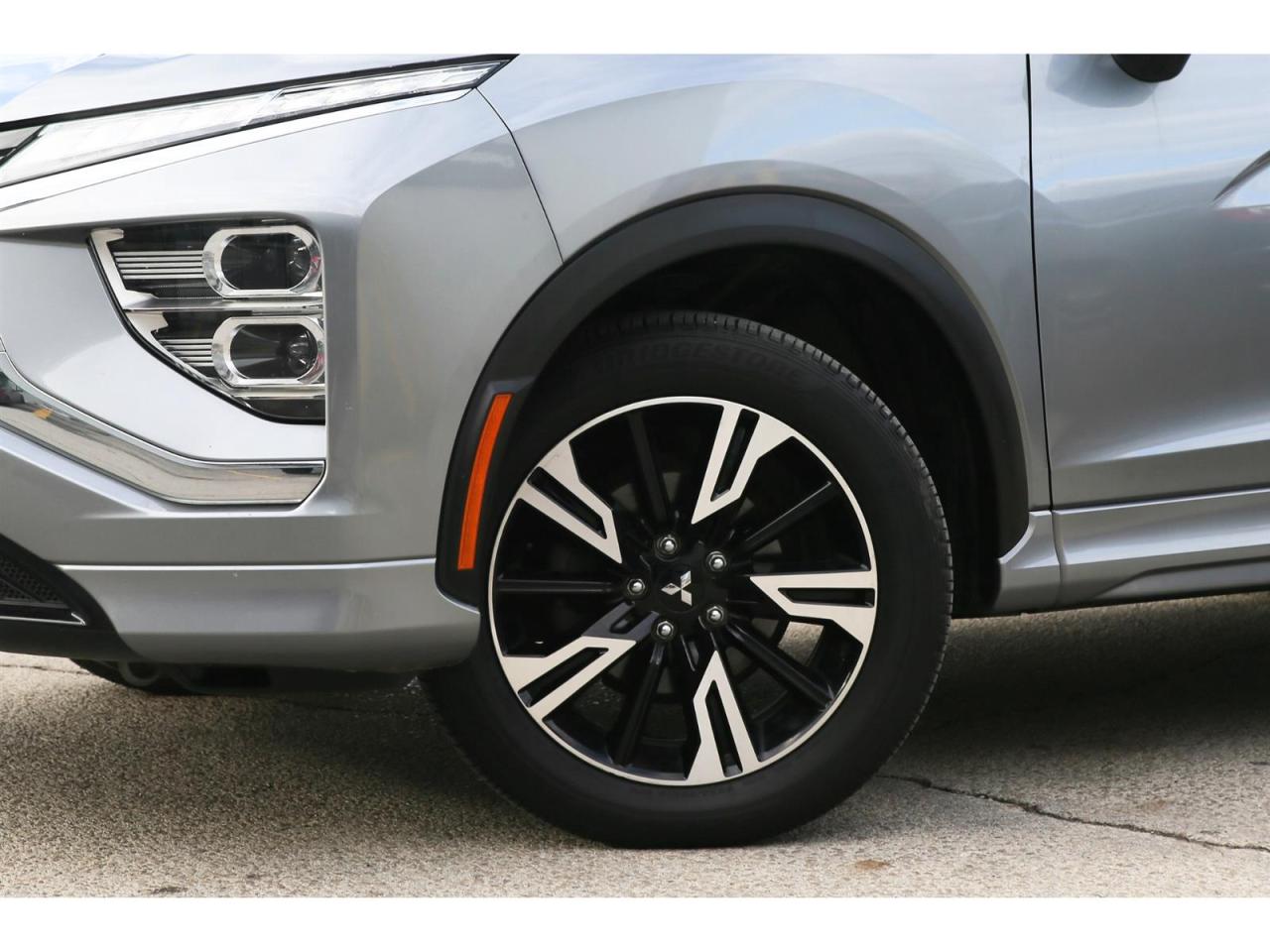 2023 Mitsubishi Eclipse Cross GT AWD Photo