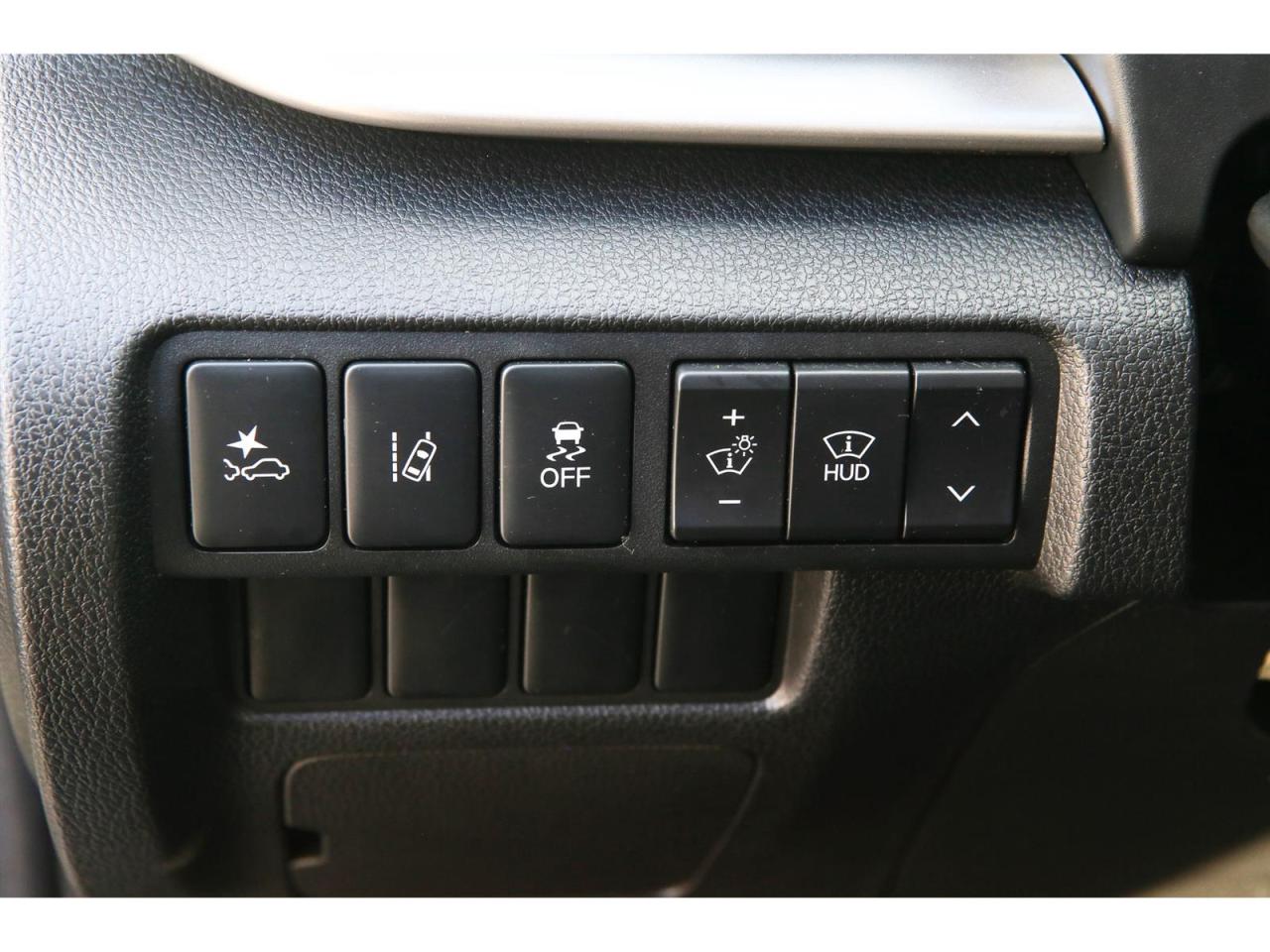 2023 Mitsubishi Eclipse Cross GT AWD Photo