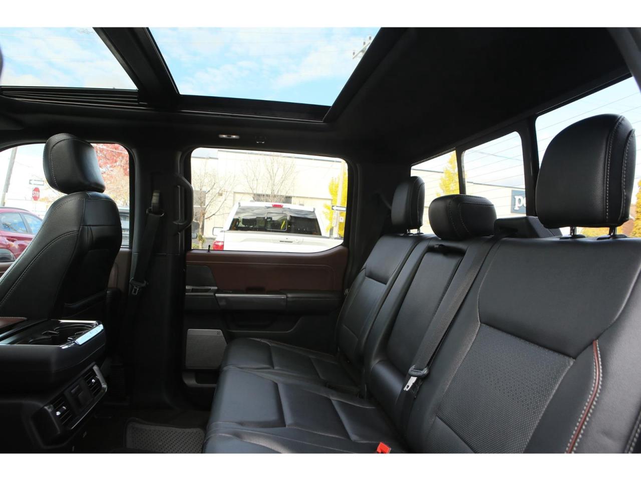 2022 Ford F-150 King Ranch Lariat 4X4 SuperCrew 5.5-ft. Panoramic Roof| FX4 | 360 Camera | Power Lift Gate| 20'' Whls Photo