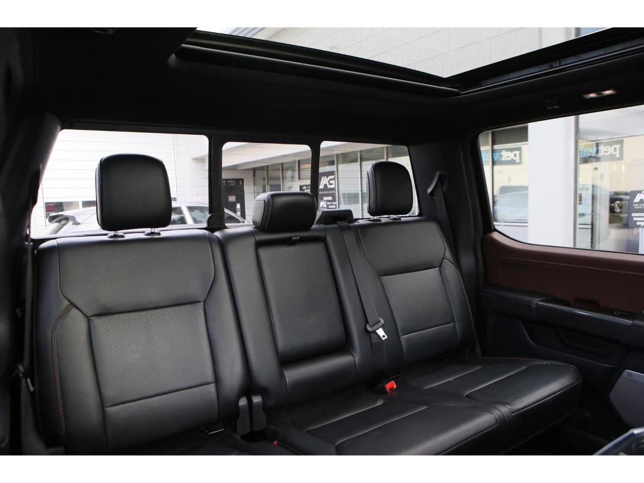 2022 Ford F-150 King Ranch Lariat 4X4 SuperCrew 5.5-ft. Panoramic Roof| FX4 | 360 Camera | Power Lift Gate| 20'' Whls Photo