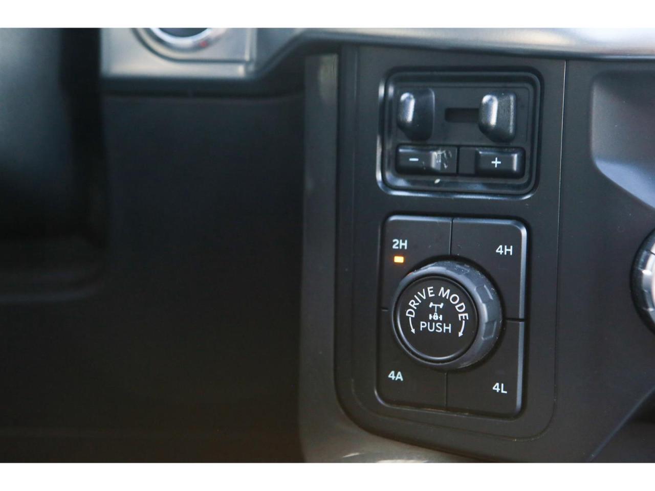 2022 Ford F-150 King Ranch Lariat 4X4 SuperCrew 5.5-ft. Panoramic Roof| FX4 | 360 Camera | Power Lift Gate| 20'' Whls Photo