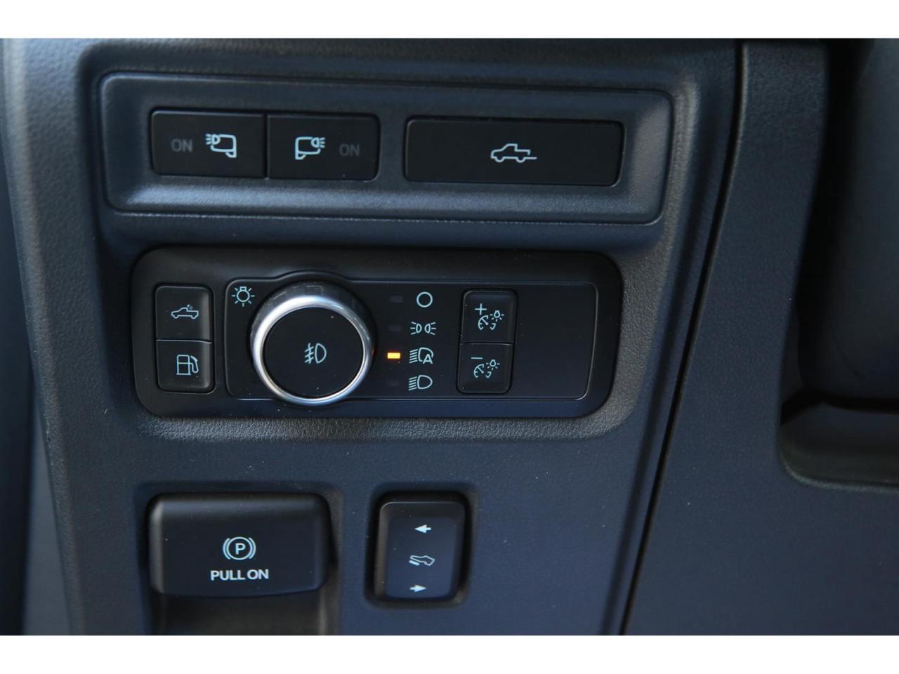 2022 Ford F-150 King Ranch Lariat 4X4 SuperCrew 5.5-ft. Panoramic Roof| FX4 | 360 Camera | Power Lift Gate| 20'' Whls Photo